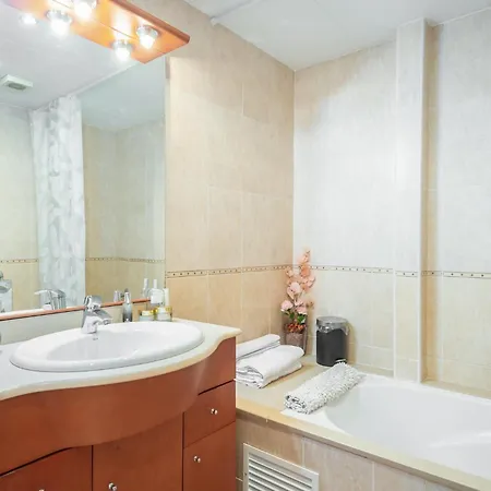Beautiful In With Kitchen Apartment